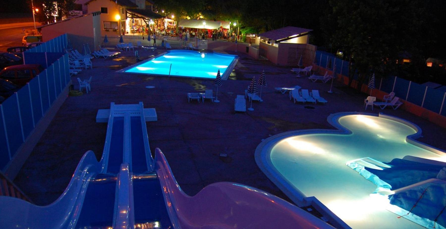 Mobil Home Xxl 4 Chambres - Camping Le Viaduc Μιλό Εξωτερικό φωτογραφία